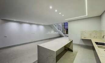 Imagem 6: Sobrado com 4 quartos sendo 3 suítes independentes + Home office, no Jardins Parma