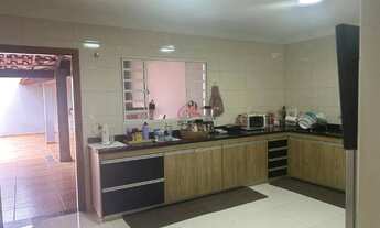 Imagem: Casa com Churrasqueira 3 Quartos (1 Suíte)