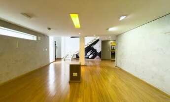 Imagem 4: Sobrado Comercial]