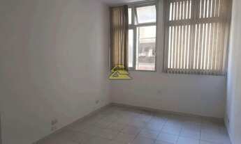 Imagem 2: Centro Galpão / depósito com 1 vaga na garagem