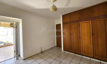 Imagem 7: Centro - Apartamento com 03 dormitórios com armários e sacadas