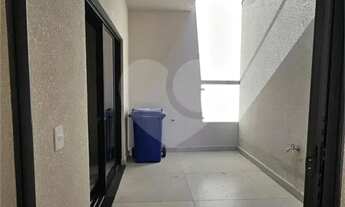 Imagem 2: Casa à venda ou para alugar com 3 quartos, sendo 3 suítes, no condomínio Jardim Reserva Bo