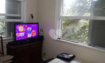 Imagem 7: Apartamento com sala, 2 quartos (1 com varanda), dependência completa, 61 m² por R$ 360.00