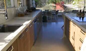 Imagem 5: Casa de condomínio para venda tem 260 metros quadrados com 3 quartos