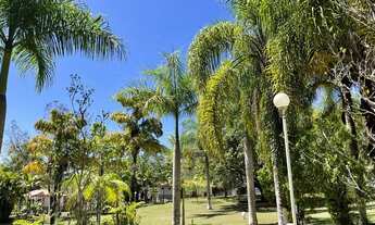 Imagem 5: Linda Chácara em Jacareí com 4 dormitórios, suítes, pomar, piscina,salão de jogos.