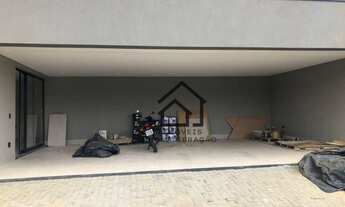 Imagem 3: Sobrado para venda no Condomínio Quinta do Golfe Jardins, 325m2, 4 suítes