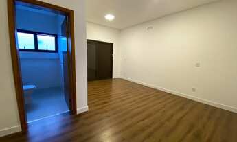 Imagem 3: Casa para venda com 304 metros quadrados com 3 quartos