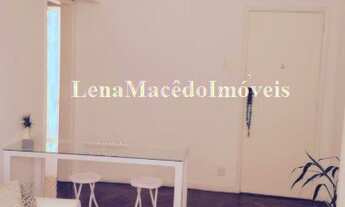 Imagem 7: Rua Particular Arborizada. Apto 2 quartos com Dependencias. Ótimo estado!