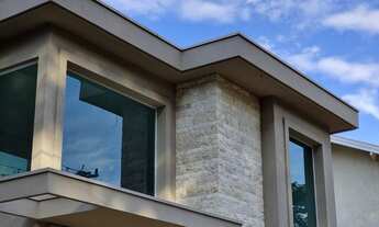 Imagem 3: Casa de condomínio para aluguel e venda com 729 metros quadrados com 5 quartos