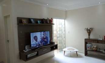 Imagem 2: Casa para venda possui 197 metros quadrados com 3 quartos em Jardim Casa Branca - Suzano