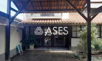 Imagem 2: Oportunidade! Ótima casa alto padrão 5 quartos com piscina em Piratininga!