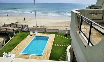 Imagem: Tríplex beira mar para aluguel possui 300