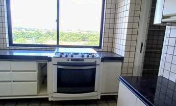 Imagem 7: Apartamento para aluguel e venda tem 204 metros quadrados com 4 quartos