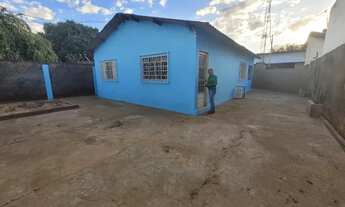 Imagem 2: Casa bairro Santa Emilia, 3 quartos, quintal, varanda, portão eletrônico, casa forrada