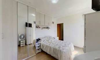 Imagem 4: CASA ELEGANTE E CONFORTÁVEL NO IMBUÍ! CHANCE IMPERDÍVEL! OPORTUNIDADE ÚNICA!