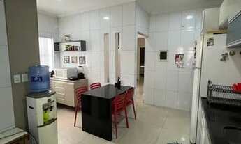 Imagem 4: Casa de condomínio para venda possui 280 metros quadrados com 3 quartos em Turu - São Luís