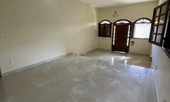 Imagem 2: CASA - LOTE DE 360 METROS QUADRADOS E 190 METROS QUADRADOS DE ÁREA CONSTRUÍDA- BAIRRO DONA