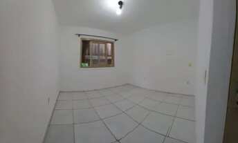 Imagem 3: Apartamento Térreo 01 quarto, garagem coberta, pequeno pátio privativo