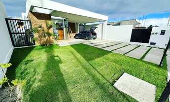 Imagem: Casa com piscina / condomínio para venda