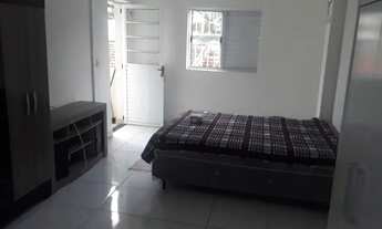 Imagem: Alugo kitnet grande mobiliada no centro