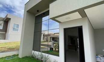 Imagem: Casa de condomínio térrea para venda possui