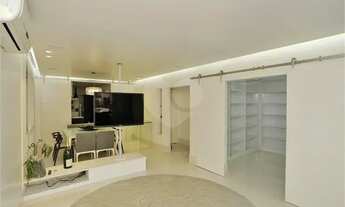 Imagem 2: Apartamento para venda tem 206 m2 com 3 dormitórios e 2 vagas no Jardim Paulista - São Pau