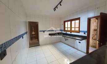 Imagem 2: Casa com fino acabamento no Maracanã com 3 dorms. (1 suite), aqui na Imobiliária Morada na