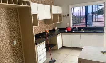 Imagem 2: Casa para aluguel tem 120 metros quadrados com 4 quartos em Conjunto Manoel Beckman - São