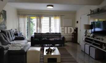 Imagem: Casa de Vila fechada com portão automático