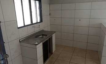 Imagem 4: Edícula com entrada individual. Excelente localização vila industrial