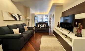 Imagem 2: Oportunidade no Centro Histórico - Belíssimo Apartamento Reformado de 3 quartos com Suíte