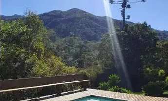 Imagem 2: Casa para venda tem 400 metros quadrados com 4 quartos