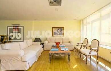 Imagem 8: 5 Quartos - 276m - Vista Livre Cristo e Lagoa - Prédio C/ Infraestrutura - 2 Vagas