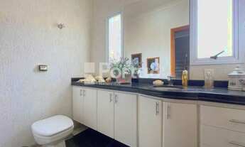 Imagem 6: Ampla Casa com 4 Suítes no Village Flamboyant Para Locação - Próximo ao Shopping Iguatemi