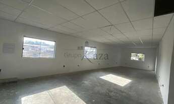 Imagem: Oportunidade - Sobreloja Comercial - Centro