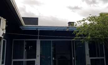 Imagem 3: Terreno com duas casas