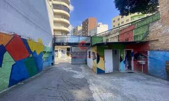 Imagem: Imóvel para venda possui 422 metros quadrados