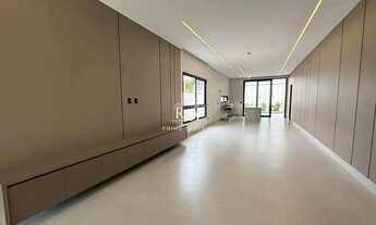 Imagem 2: Casa de alto padrão à venda com 300m2, 3 suítes, 4 vagas no Condomínio Reserva S