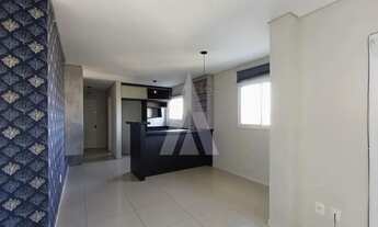 Imagem 2: Apartamento semi mobiliado com 3 quartos sendo 1 suite, sacada com churrasqueira no bairro