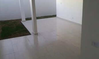 Imagem 2: Casa - Ecoville 2 - 135m² - 3Q sendo uma suíte - 2VGS