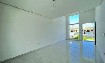 Imagem 3: Casa geminado de Alto Padrão construtivo com pé direito alto. Centro - RS