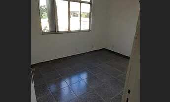 Imagem 3: Alugo apartamento com Dependência de Empregada na Rua Lima Drumond