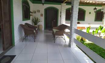 Imagem 4: Aldeia rústica e financia