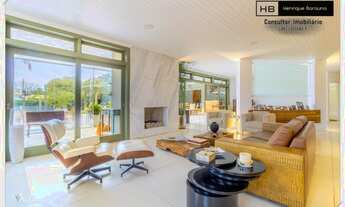 Imagem: Belíssimo e recém reformado sobrado no