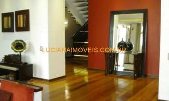 Imagem 6: Sobrado para aluguel e venda possui 620 metros quadrados com 5 quartos