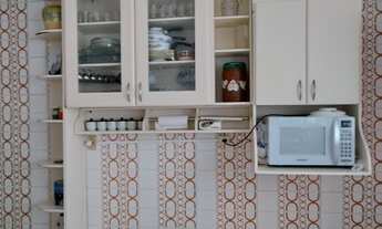 Imagem 5: Centro- Casa 153m2: 2D, 2 Banheiro; Armários na Cozinha; 3 Vagas; Quintal