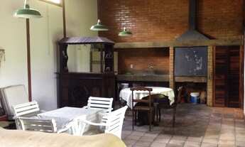 Imagem 5: Casa em Nogueiras com excelente localização!