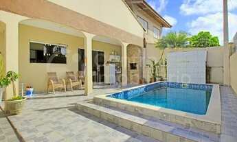 Imagem: CASA com piscina e 3 quartos em Peruíbe
