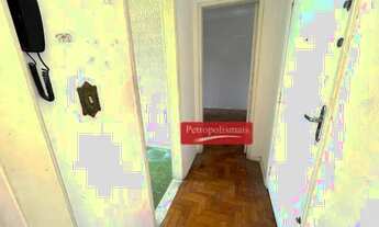 Imagem 5: Marcio PETROPOLISMAIS Vende APARTAMENTO COM 2 QUARTOS NO CENTRO DE PETRÓPOLIS