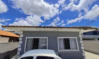 Imagem 4: Casa para Venda em Biguaçu, Fundos, 4 dormitórios, 1 suíte, 2 banheiros